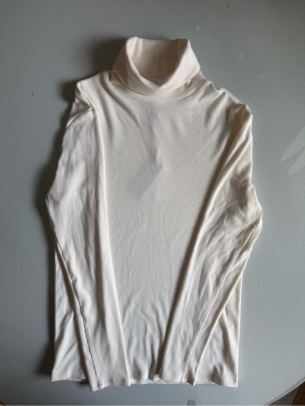 GUESS Viscose Ribbed Turtleneck Top Men’s Size M Cream Slim Fit NWT